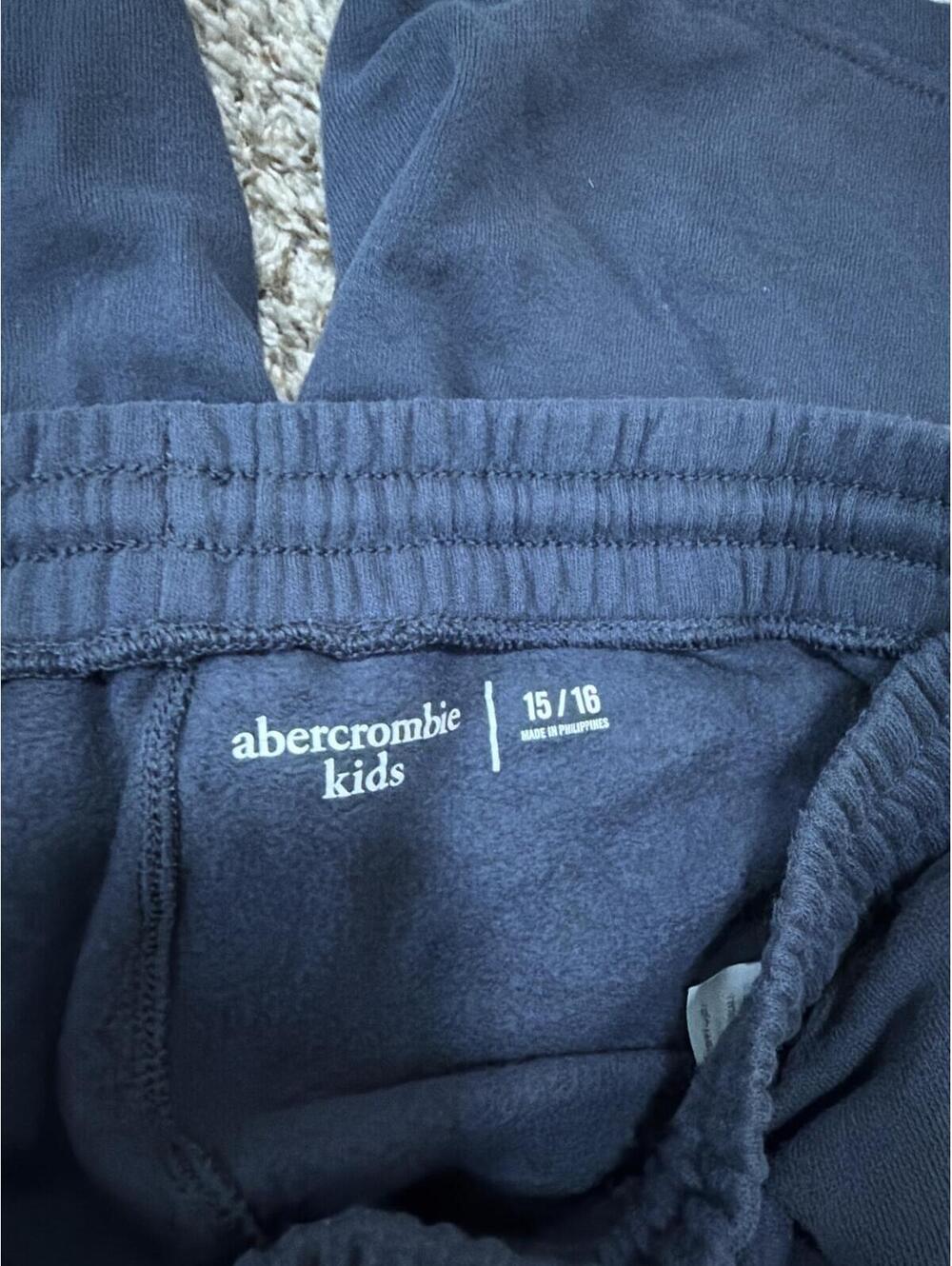Abercrombie Kids Boys Fleece Shorts Size 15/16 - Picture 3 of 4